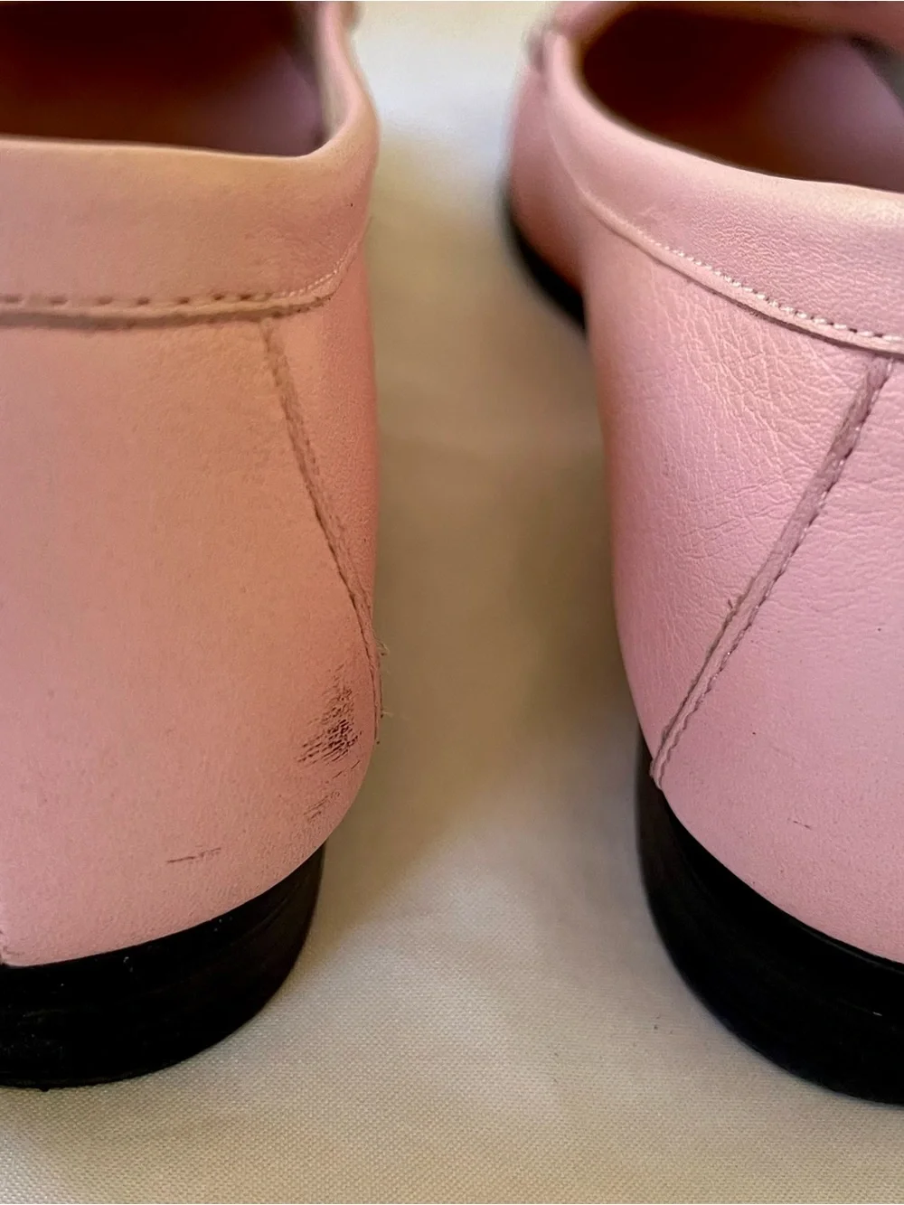 Mootsies Tootsies Light Pink Leather Loafers – Beaded Embellished – 6.5M